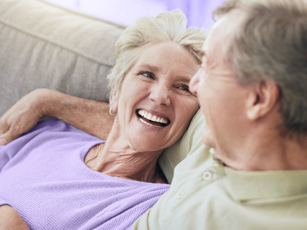 gehoorappraten gebruiken in gezelligheid 