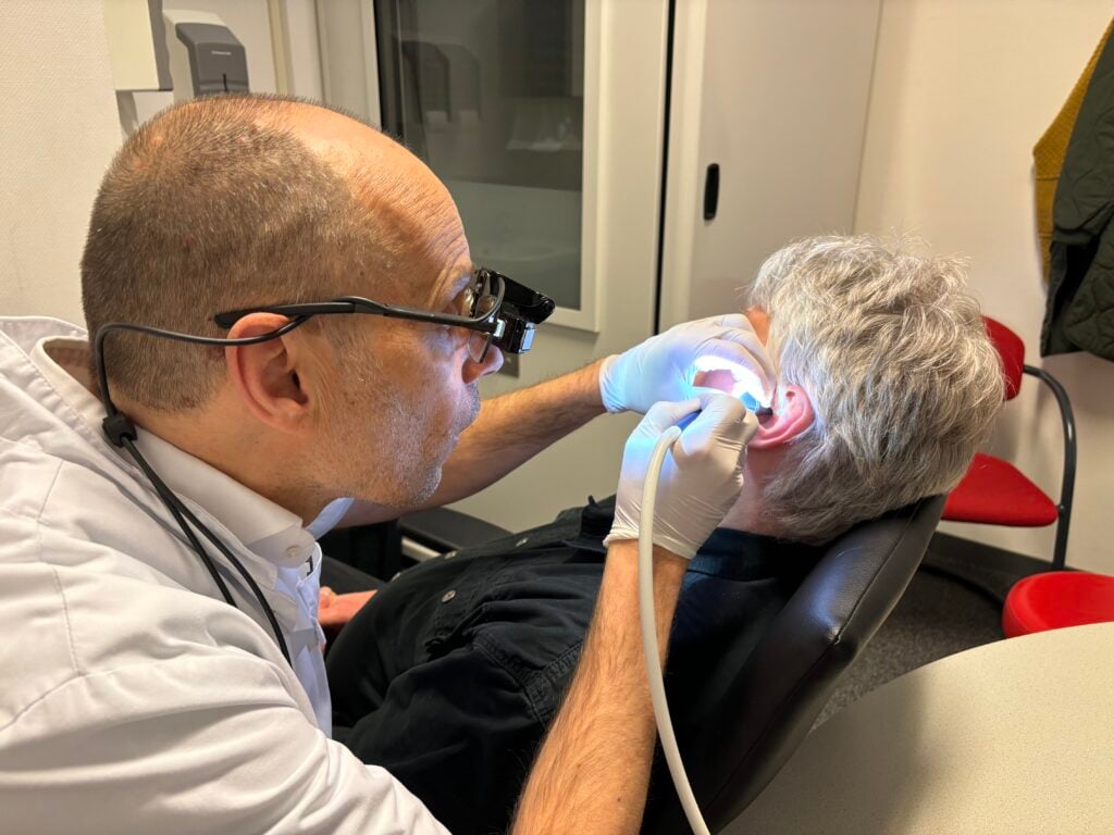 oorsmeer verwijderen