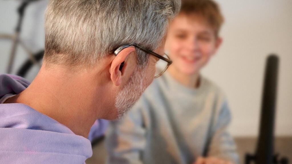 Hoe werken gehoorapparaten?